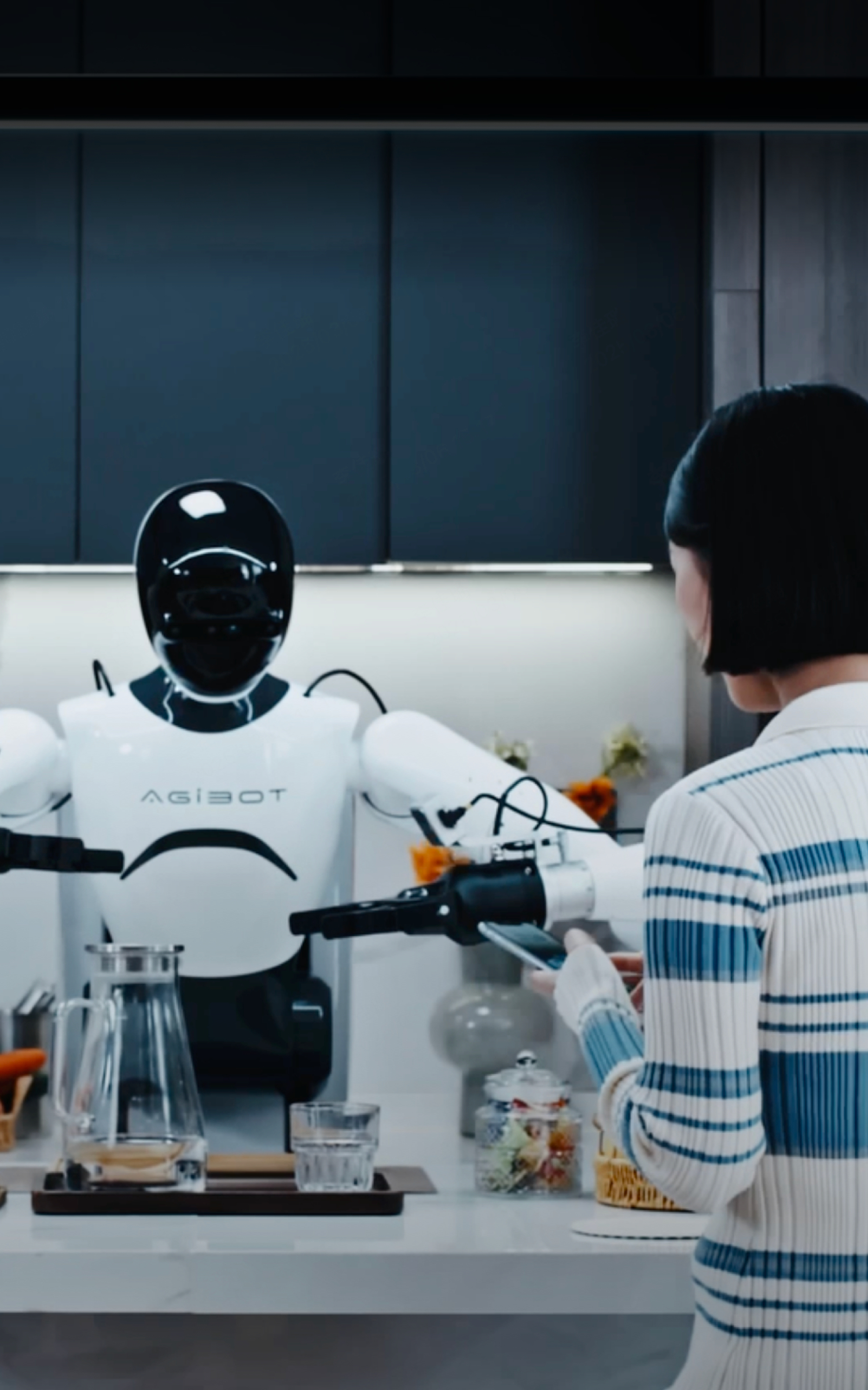 行业首款！J9娱乐集团发布具身智能一站式开发平台Genie Studio